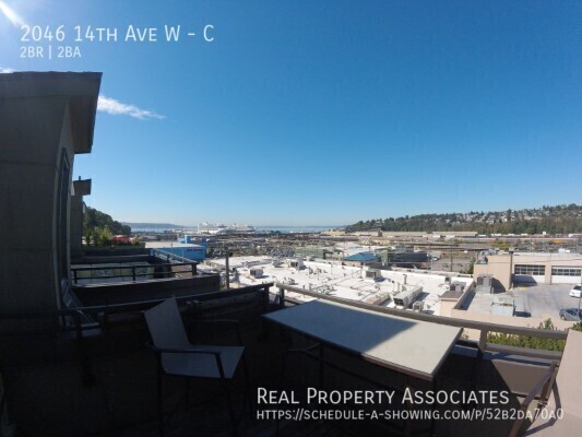 Building Photo - Rooftop Deck with Stunning Views