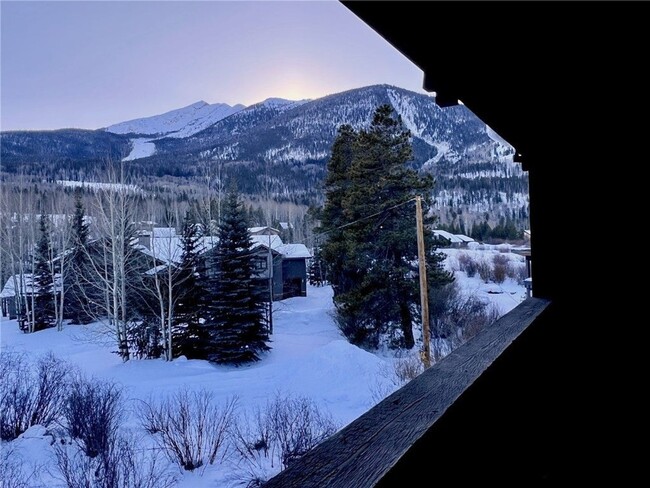 Building Photo - Long Term Rental- Mountainside Condos E339