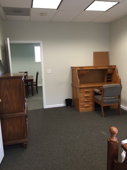 Bedroom 4 - 1440 N Washington Ave