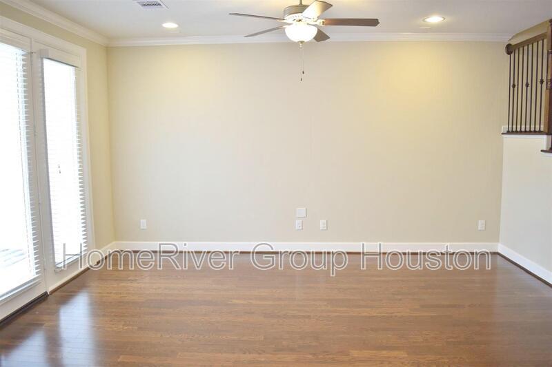 Building Photo - 215 Kendrick Pines Blvd