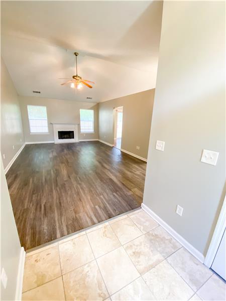 Building Photo - 42 Cutler Dr