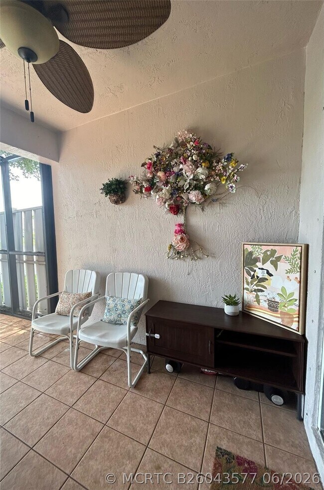 Building Photo - 11296 SW 17th Ct