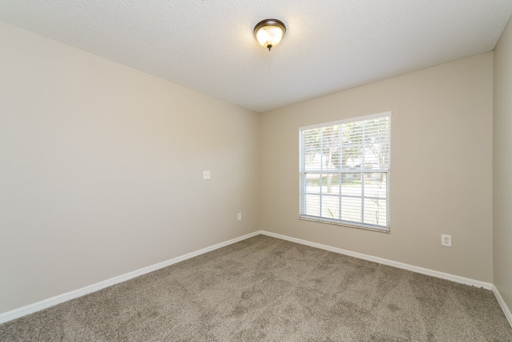 Building Photo - 745 Briargrove Ave