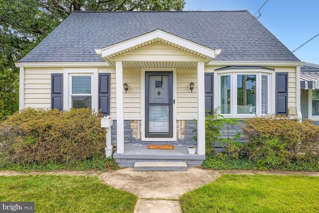 Building Photo - 515 Taney Ave