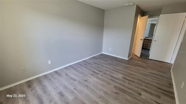 Building Photo - 4338 Pershing Pointe Pl