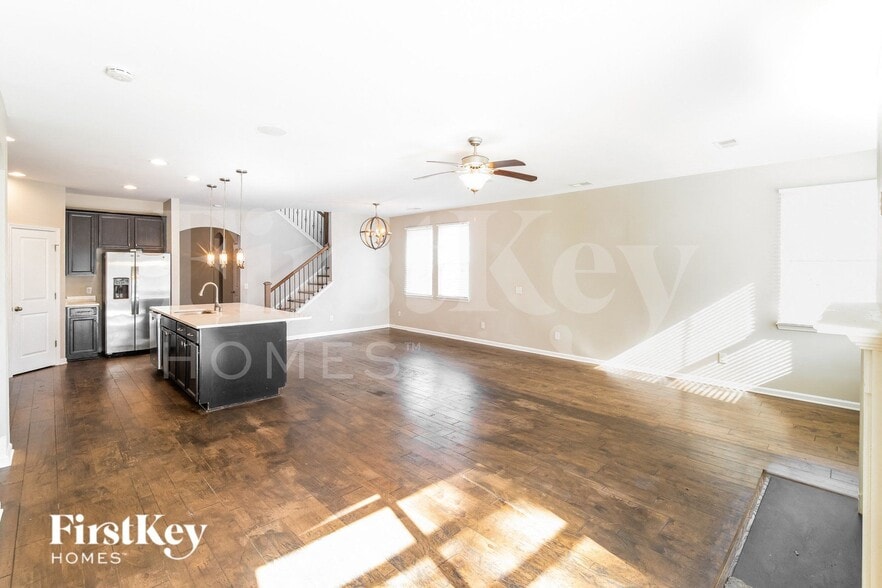 Building Photo - 213 Secretariat Dr