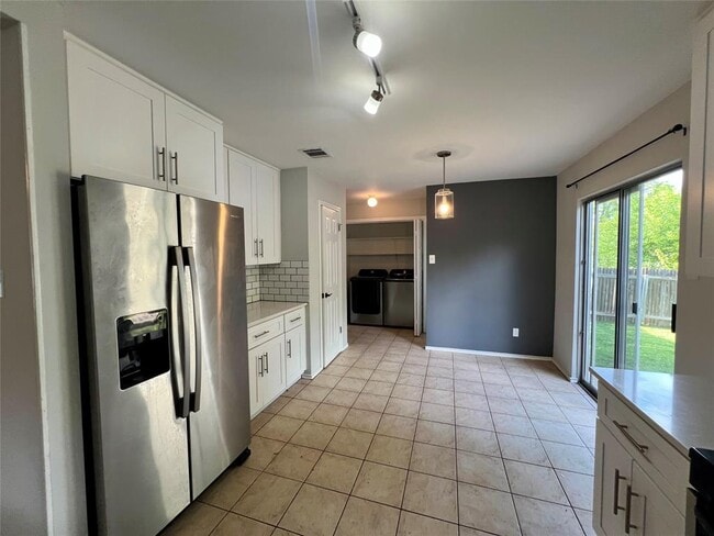 Building Photo - 20805 Jumpers Delight Ln
