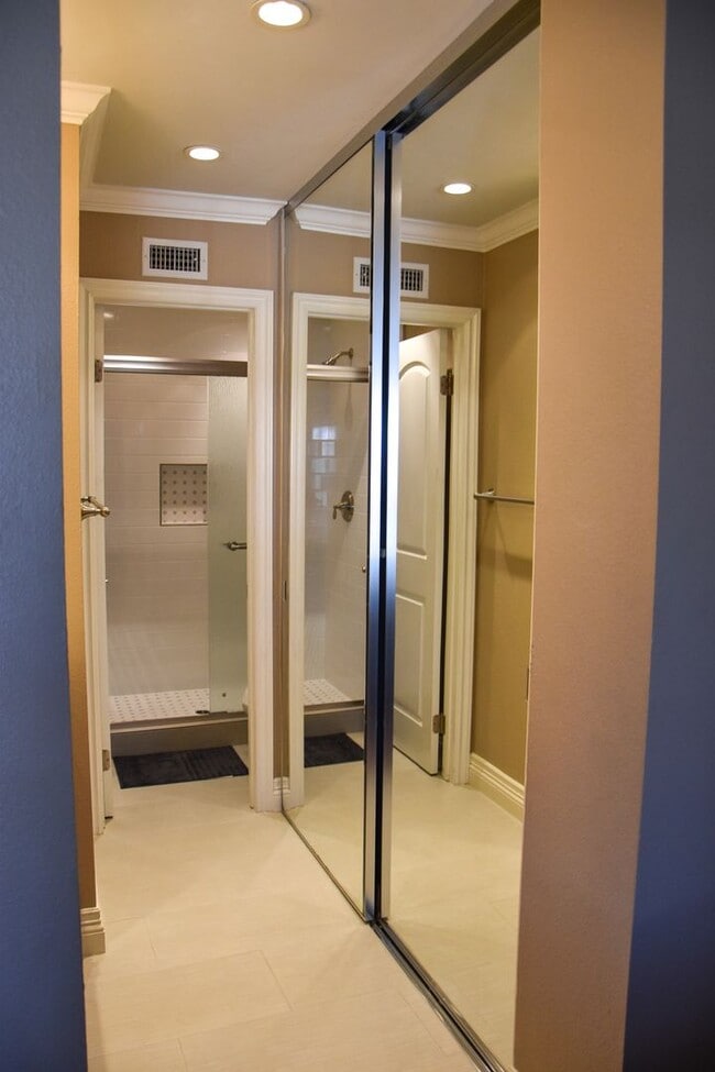 Building Photo - Steps to Chapman University