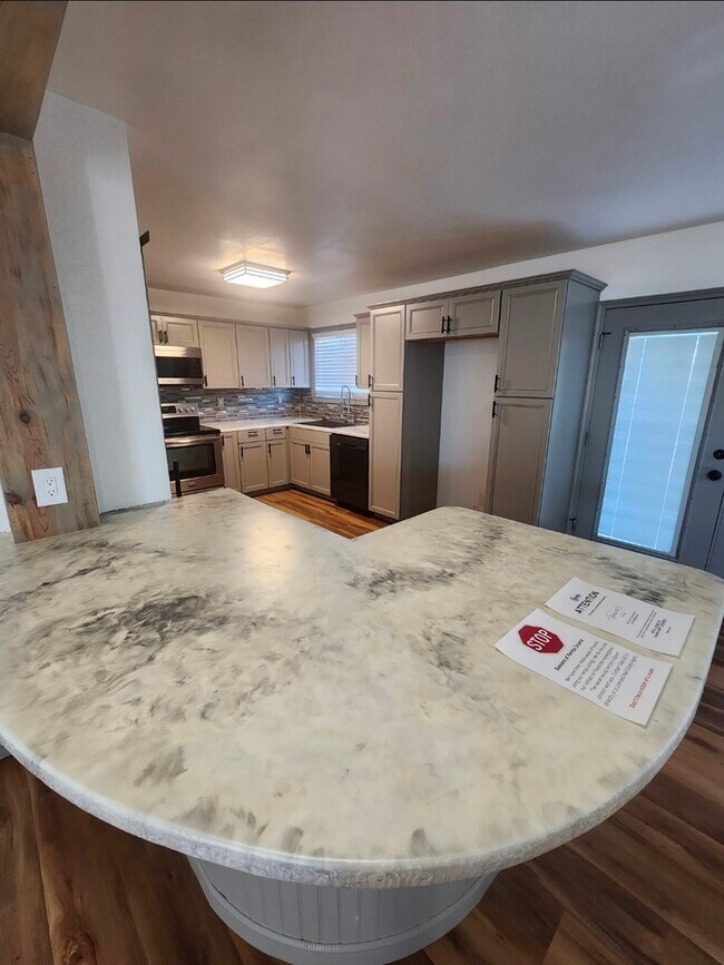 Building Photo - 4706 Bowie Dr