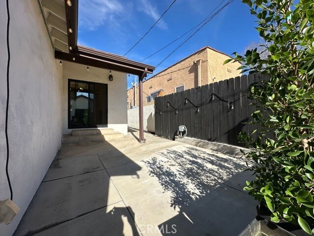 Building Photo - 206 W Mountain View Ave