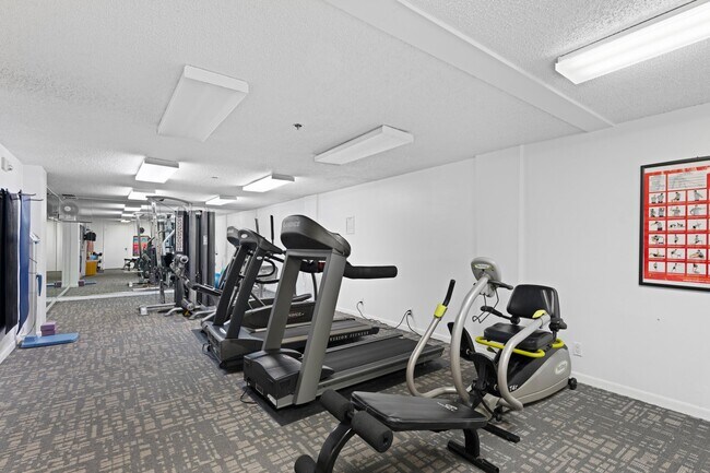 Building Photo - 4505 S Ocean Blvd