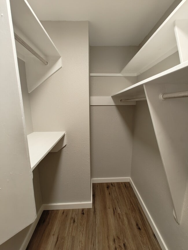 Building Photo - 2404 Northtown Ct