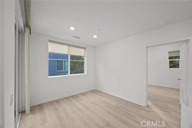 Building Photo - 980 N Tangent Privado