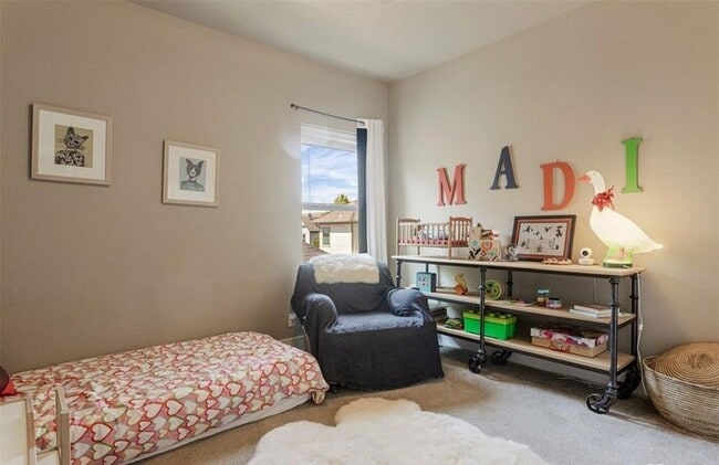 Building Photo - Modern 3BR Home with Finished Basement & Private Courtyard in Lowry