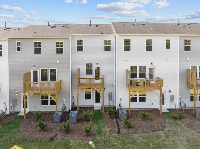 Building Photo - 3031 Castle Loch Ln