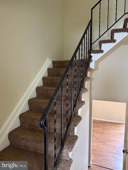 Building Photo - 9 Autumn Hill Way