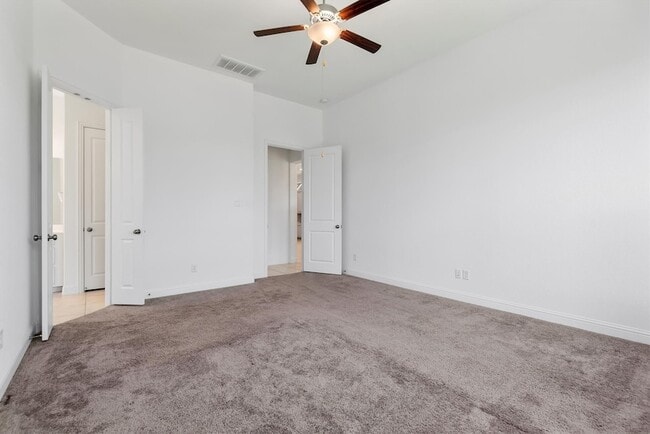 Building Photo - 28215 Whitmore Bend Dr