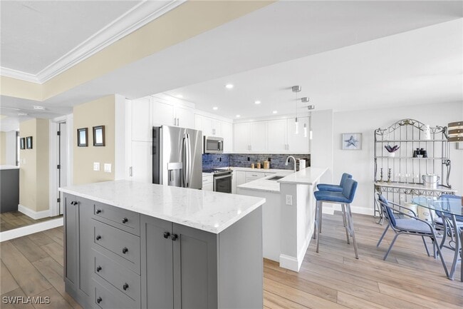 Building Photo - 9653 Gulf Shore Dr