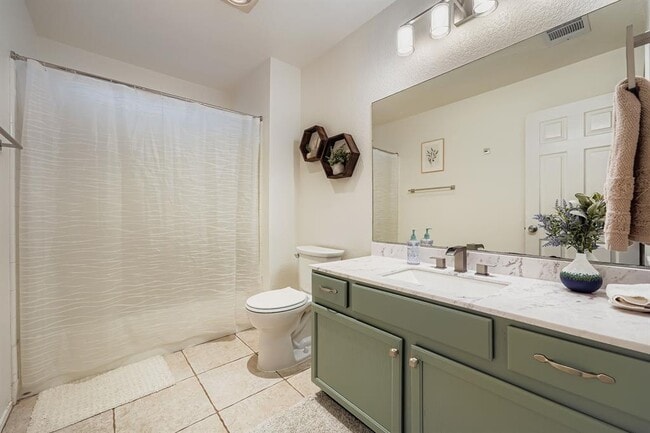 Building Photo - 2003 Erika Cove