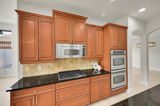 Building Photo - 16210 Rosecroft Terrace