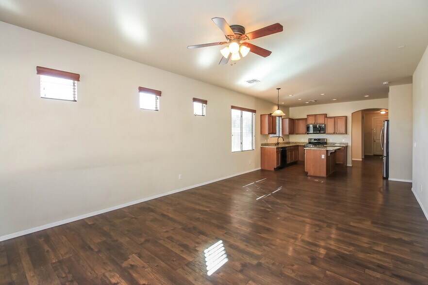 Building Photo - 21937 S 214th St