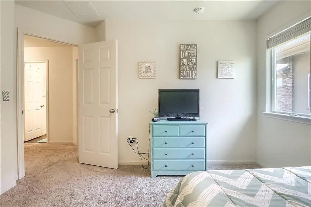 Building Photo - 13817 Sierra Wind Ln