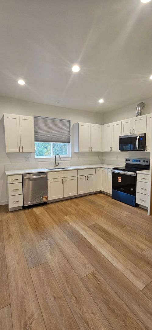 Building Photo - 2 Bedroom, 2 Bathroom Home for Rent in the...