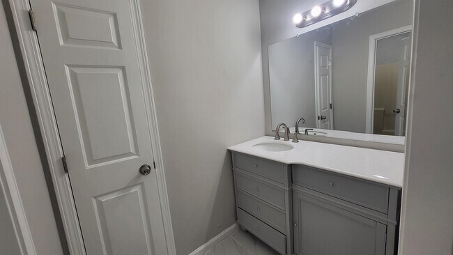 Building Photo - 6903 Gallop Dr