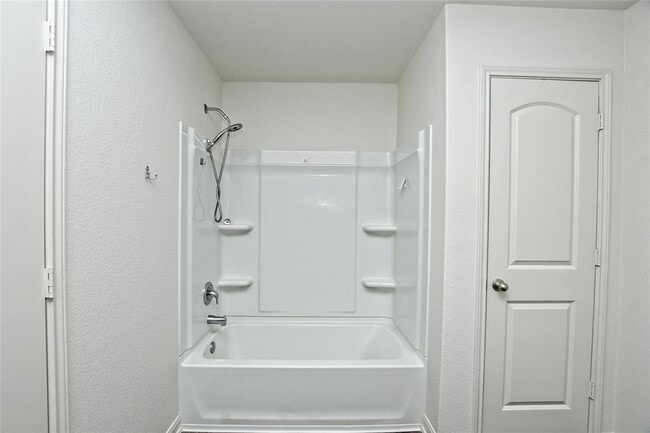 Building Photo - 104 Independence Ave