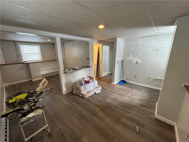 Building Photo - 24 Greenwood Dr