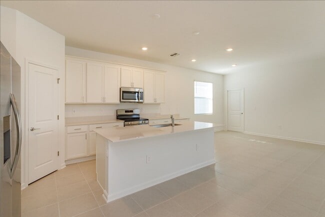 Building Photo - Brand New 2 Story 5 Bedroom 3 Bathroom Home