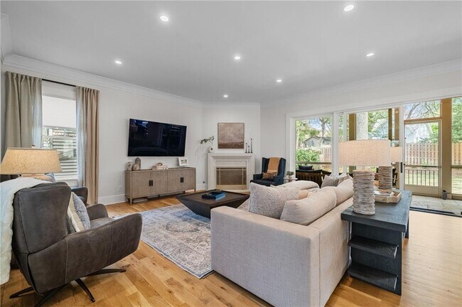 Building Photo - 1381 Wessyngton Rd NE