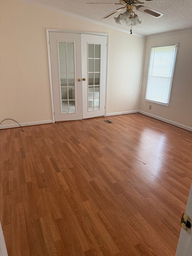 Building Photo - 107 Shiloh Rd