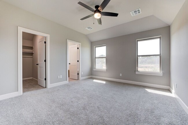 Building Photo - Brand New Home In Noble!