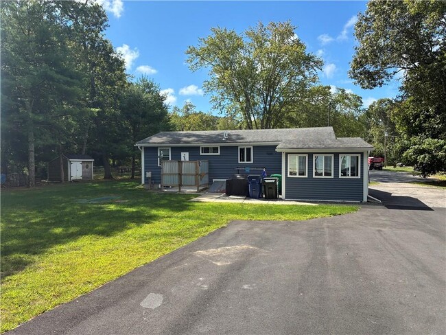 Building Photo - 283 Balsam Rd