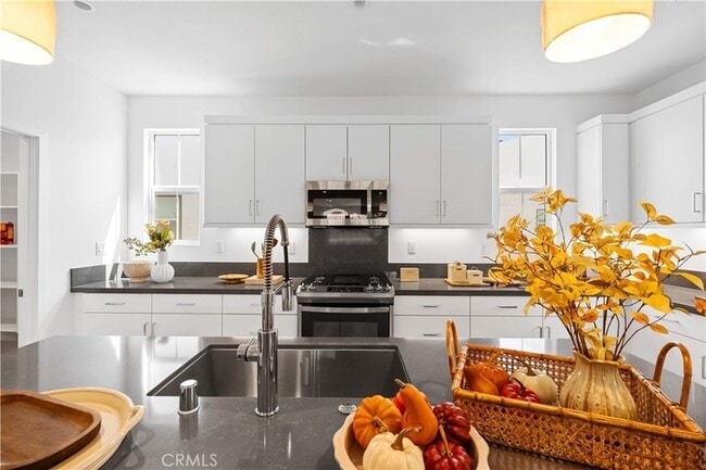 Building Photo - 119 Jessup Wy