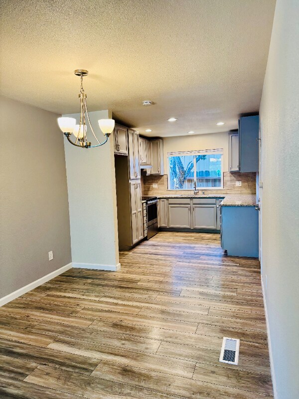 Building Photo - 17205 Markross Ct