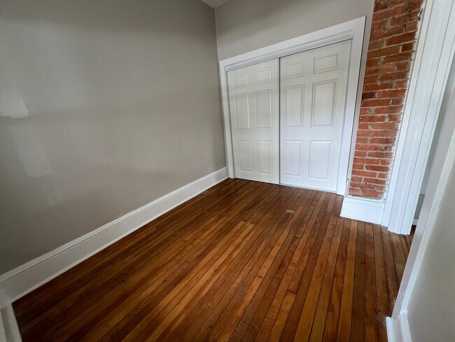 Building Photo - Kenilworth