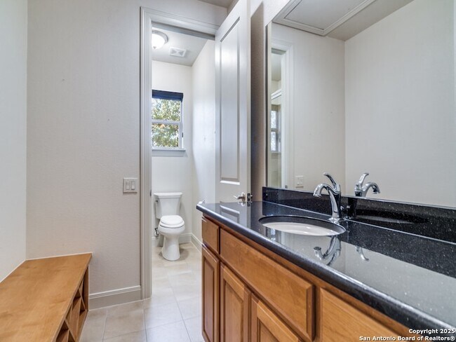 Building Photo - 16 Liser Glen