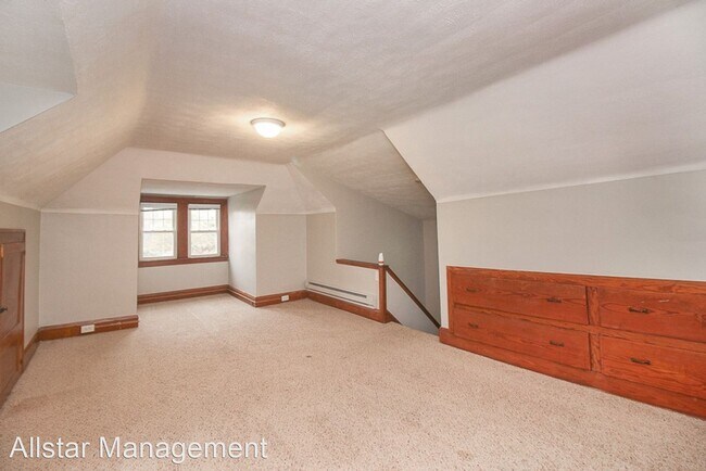 Building Photo - 4 br, 1.5 bath House - 1749 Cumberland Rd
