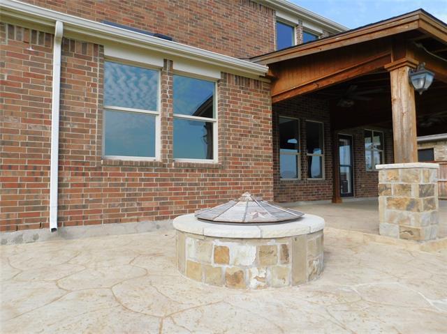 Building Photo - 14904 Riverside Dr