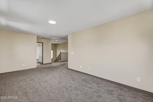 Building Photo - 7422 S 28th Pl