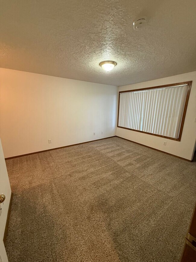 Building Photo - moojoh01 4212-4214 47th Ave NE