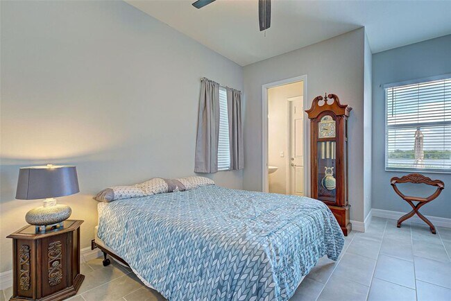 Building Photo - 15240 Spanish Point Dr