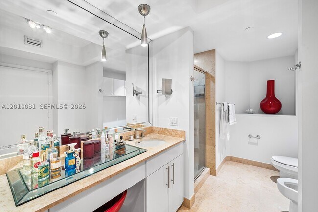 Building Photo - 4779 Collins Ave