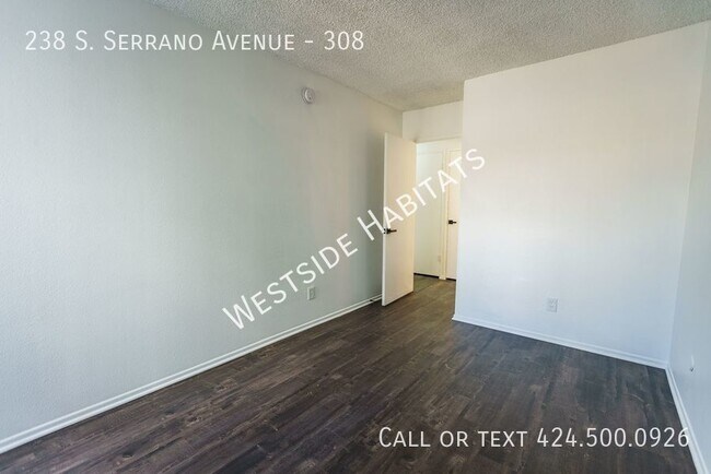 Building Photo - 238 Serrano Ave