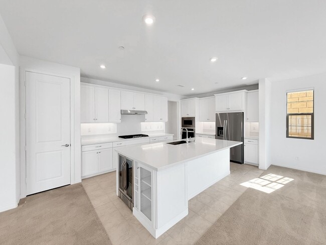 Building Photo - Beautiful 5B/4.5BA Home in Escondido Now A...
