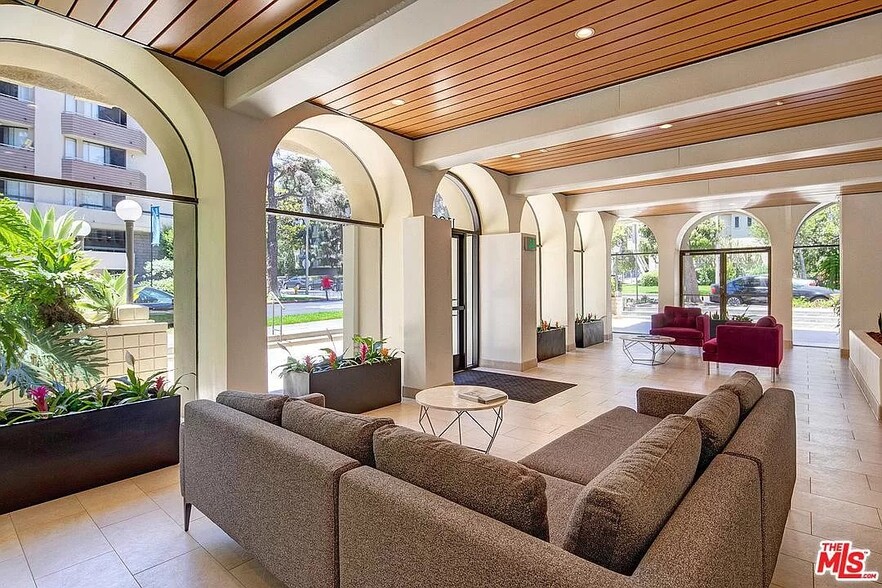 Building Photo - 1300 Midvale Ave