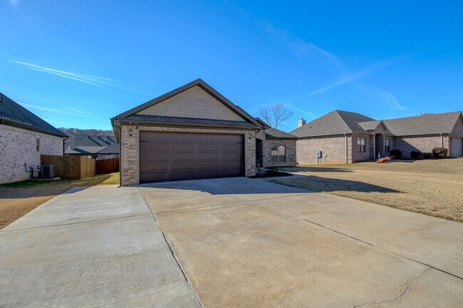 Building Photo - Miller's Glenn Subdivision