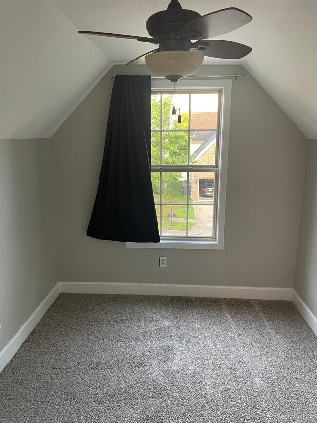 Building Photo - 940 Sunny Slope Trace